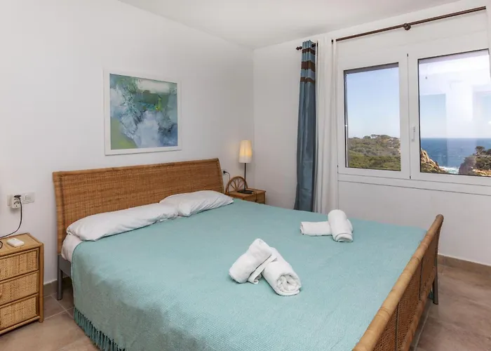 Cala Nostra- Roca Rosa * Tamariu